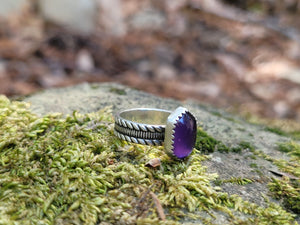 Mother Of Pearl W/Amethyst Topper