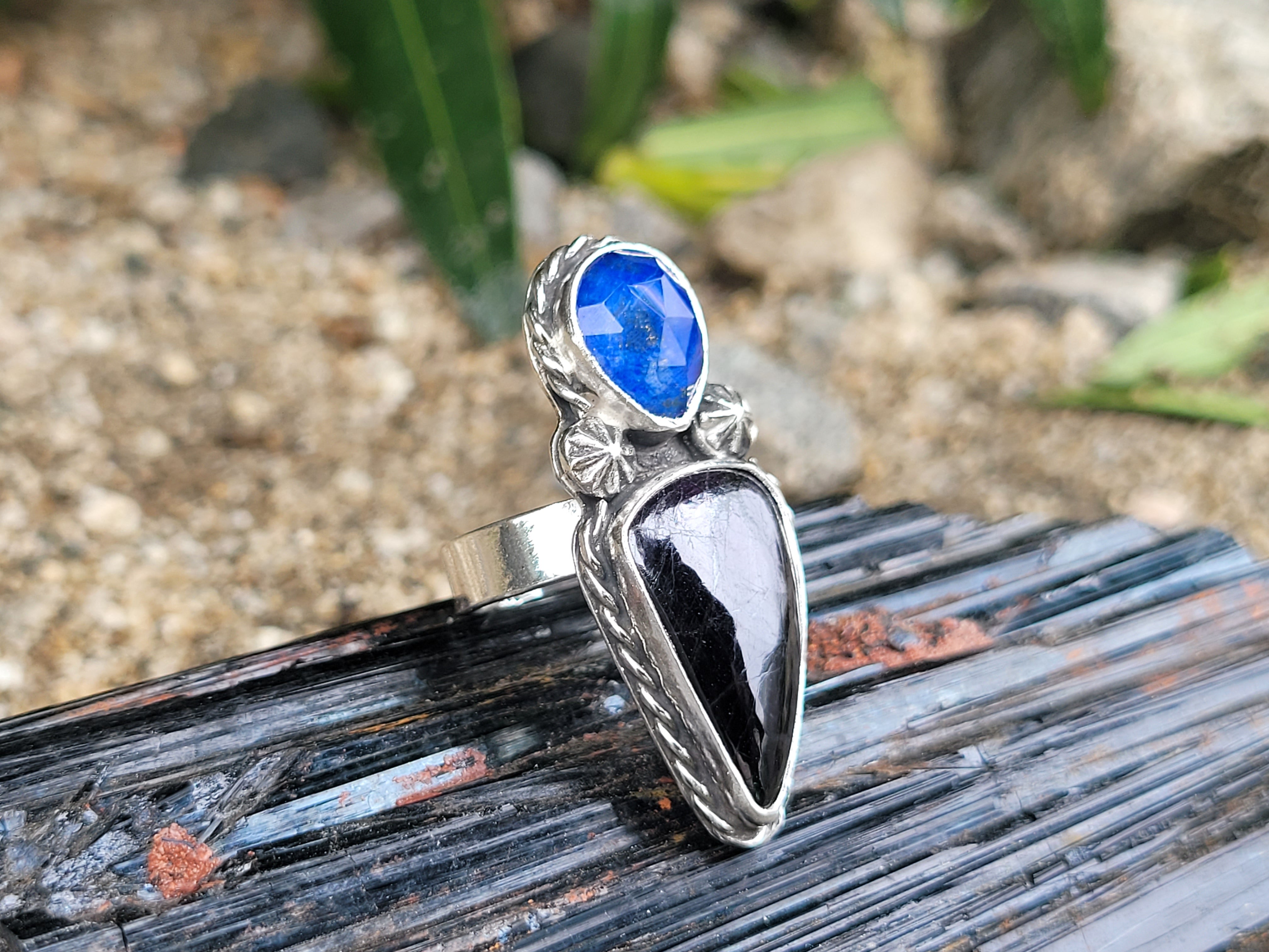 Lapis Lazuli/Quartz  Dublet And Purpurite