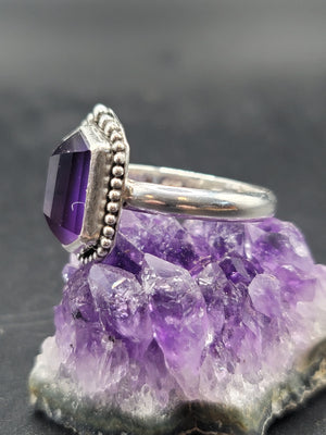 Mother Of Pearl Topped W/ Amethyst