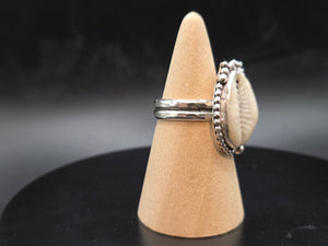 Cowrie Shell Inlayed With Sugilite