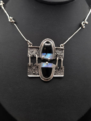 Black Onyx & Moonstone