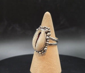 Cowrie Shell Inlayed With Sugilite