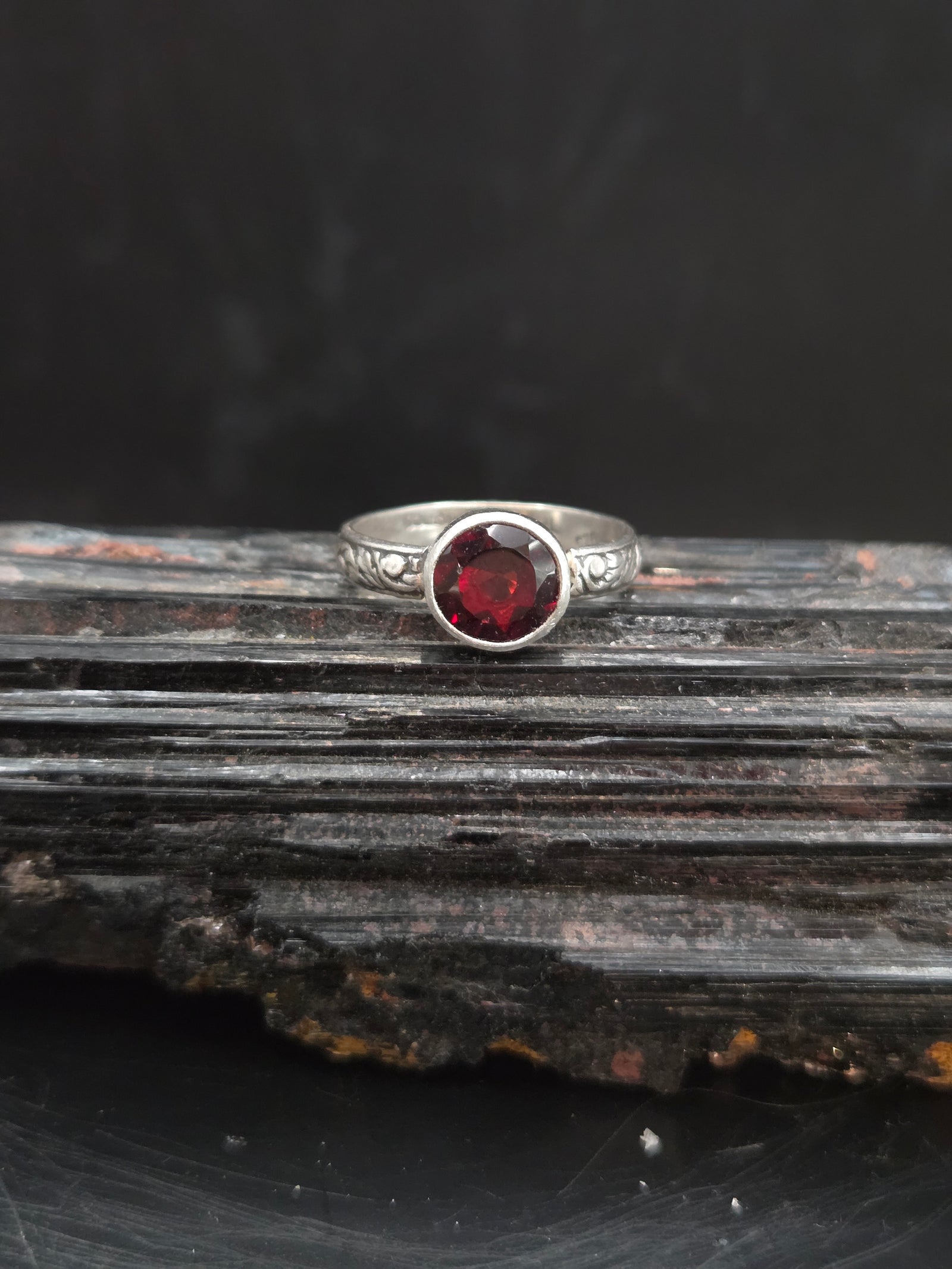 Rhodonite Garnet