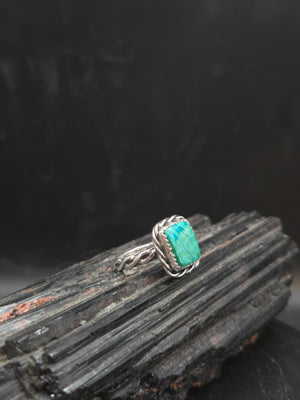 Malachite W/ Azurite Veins