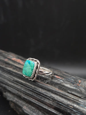 Malachite W/ Azurite Veins