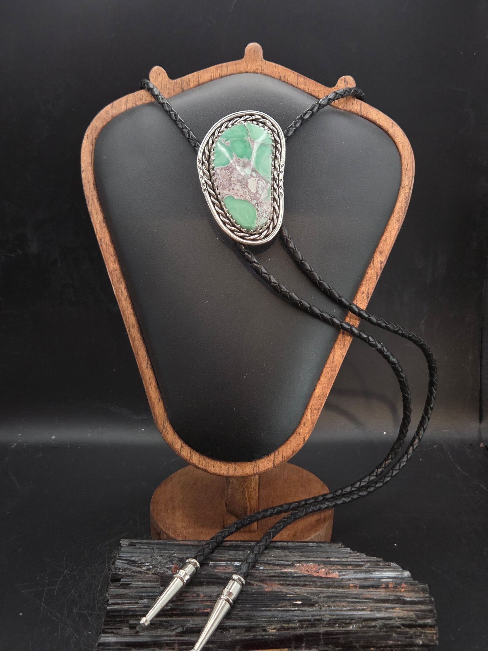 Lucin Variscite Bolo Tie