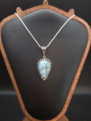 Larimer Pendant