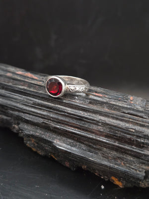Rhodonite Garnet