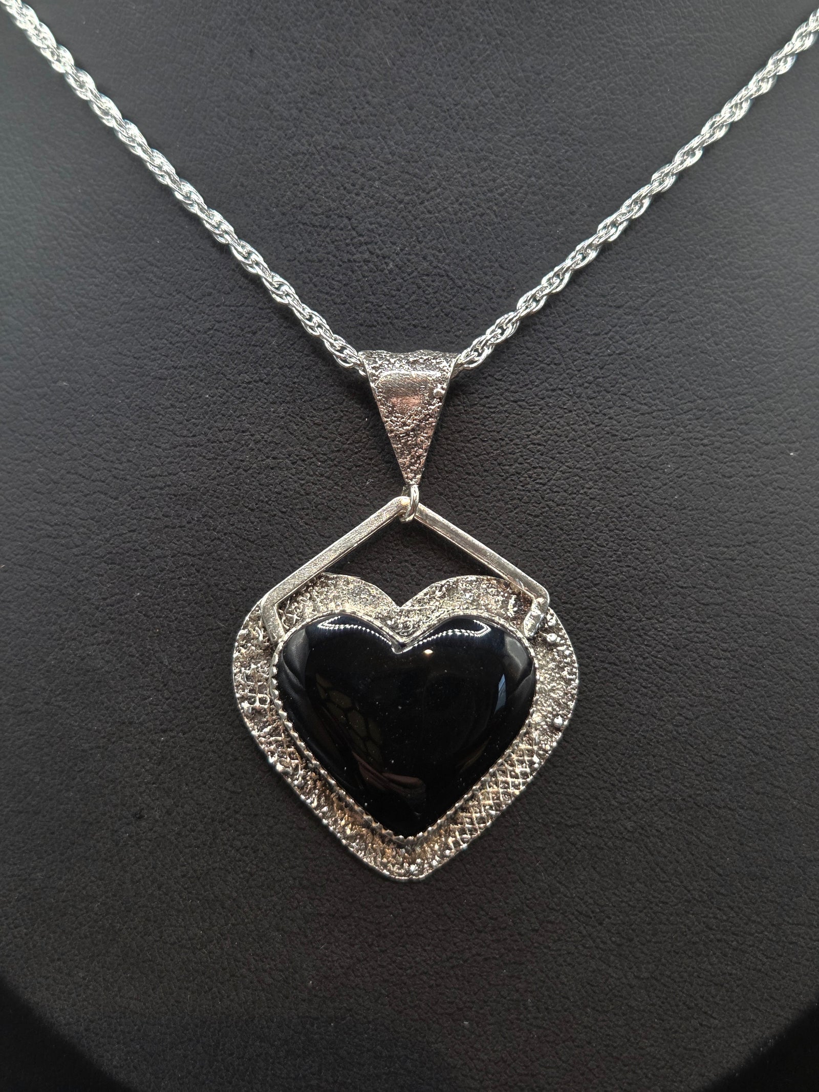 Black Onyx Heart